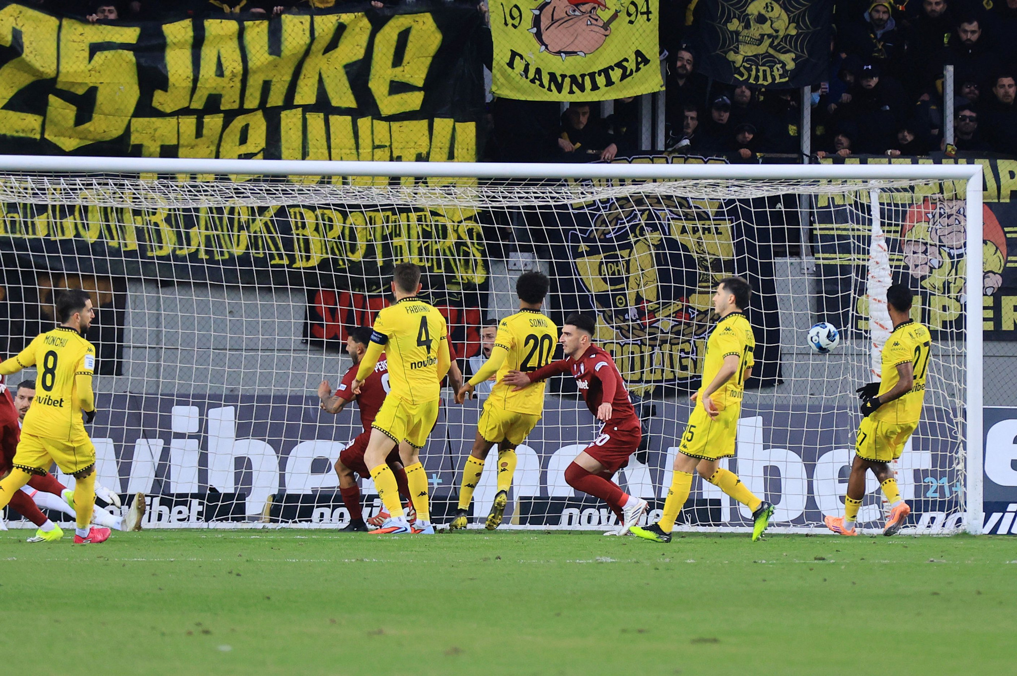 Η ΑΕΛ Novibet εγκλώβισε τον πλήρως ακίνδυνο Άρη και πανηγύρισε το πρώτο φετινό εντός έδρας τρίποντο