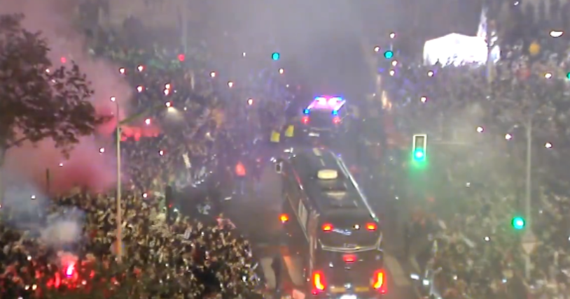 Υποδοχή ηρώων: Τρέλα στην παρέλαση της Αλμπαθέτε μετά την επική πρόκριση κόντρα στη Ρεάλ (video)