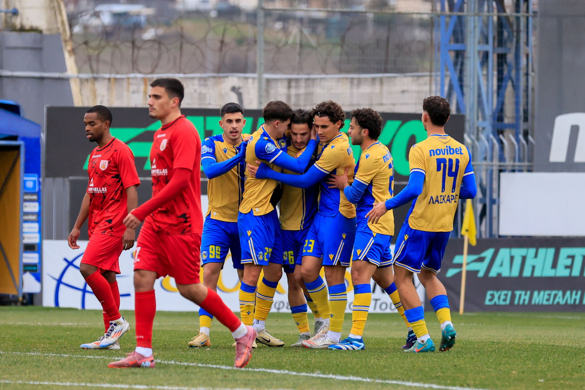 Ο Αστέρας AKTOR B επέστρεψε με εμφατικό τρόπο στα τρίποντα και πανηγύρισε την πιο ευρεία φετινή του νίκη