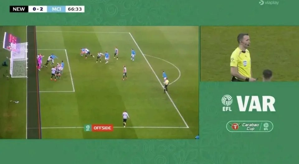 Τι συνέβη στο Νιουκάστλ - Σίτι: Το ημιαυτόματο οφσάιντ δεν λειτούργησε και οι διαιτητές χάραξαν χειροκίνητα τις γραμμές
