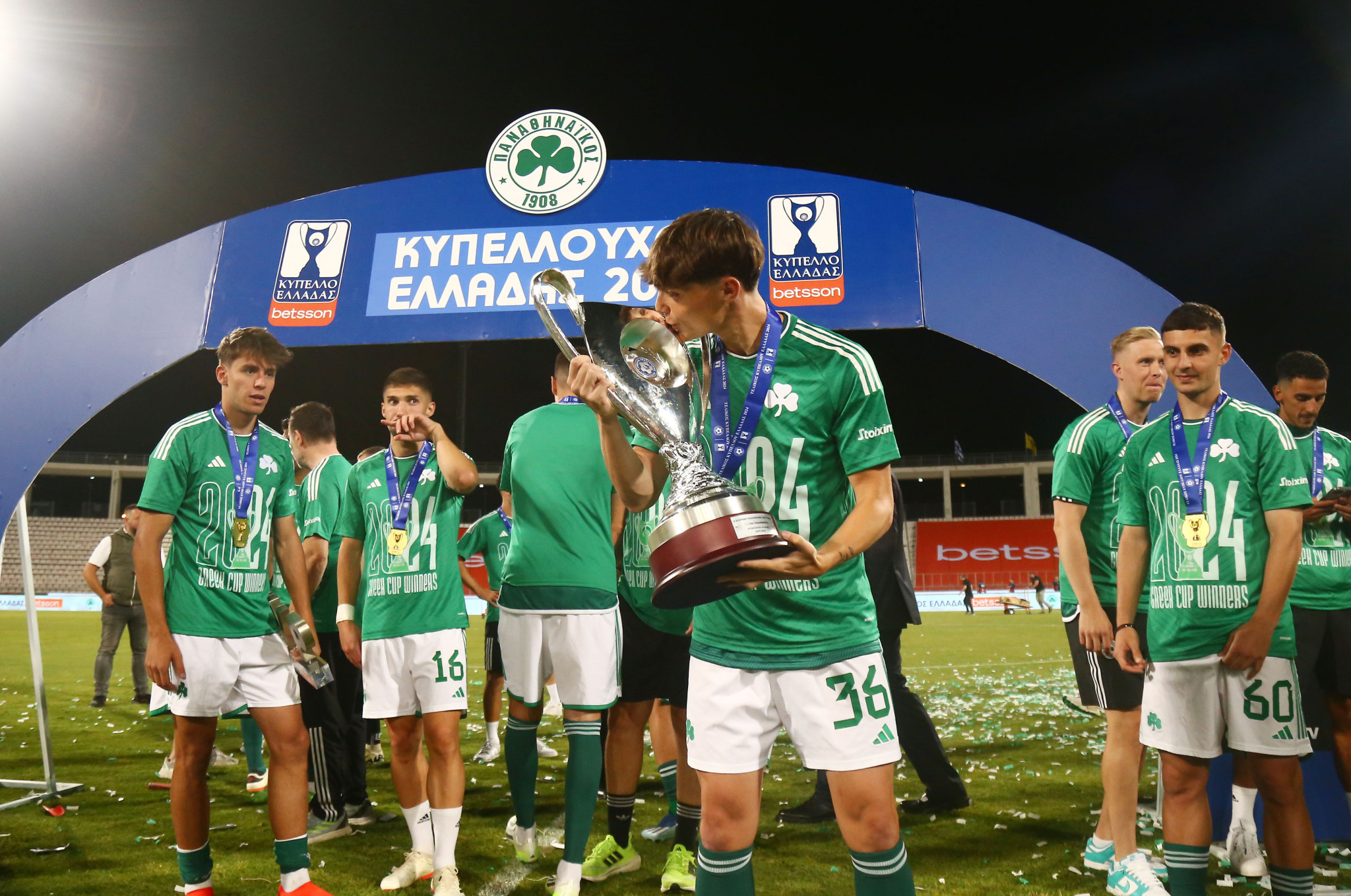 Αλλαγή φρουράς: Οι αντίθετοι βίοι των Γιώργου Κάτρη και Έλτον Φικάι στον Παναθηναϊκό