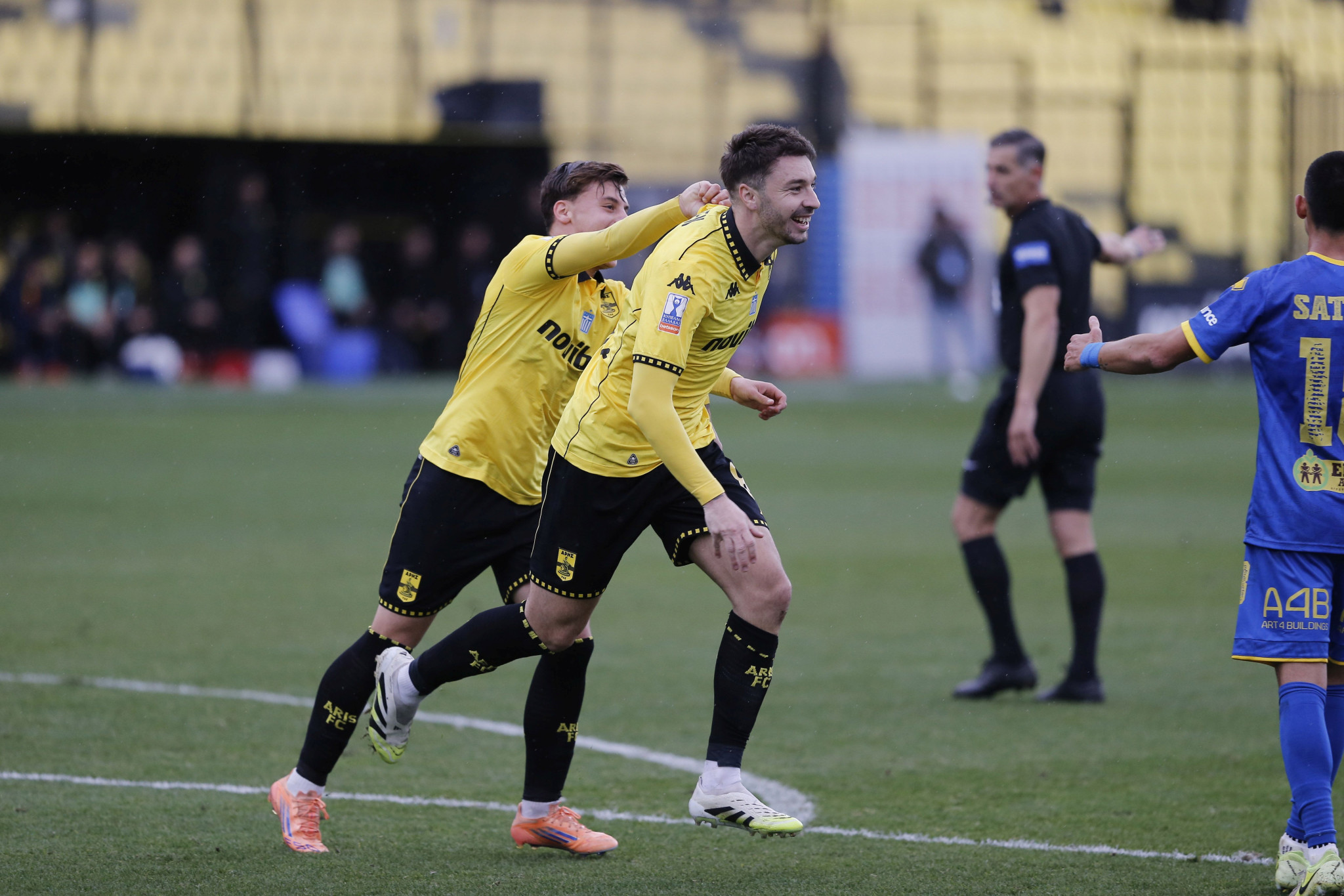 Ο Μορόν με κεφαλιά σημειώνει το πρώτο γκολ του Άρη για το 2026 (video)