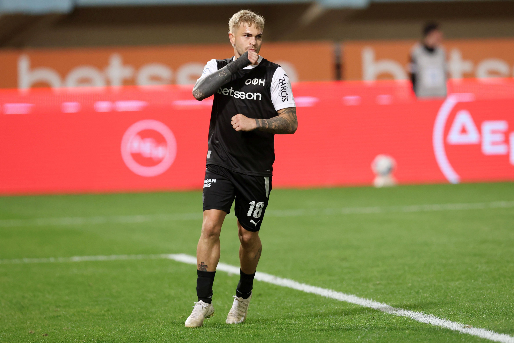 Έγραψε ιστορία ο Νους και έγινε ο πρώτος ξένος στην ιστορία του ΟΦΗ με καρέ τερμάτων!