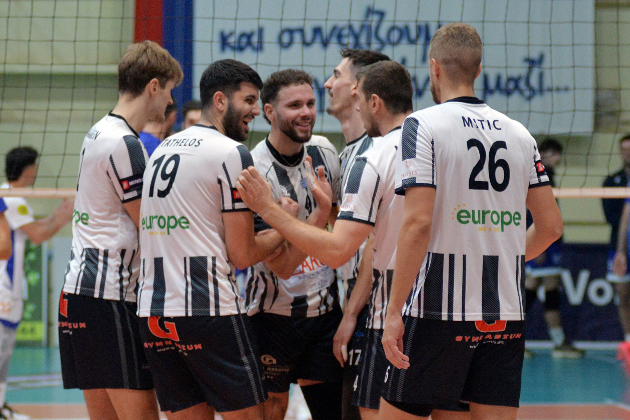 Ο ΟΦΗ επικράτησε του Φοίνικα Σύρου και ανέβηκε στην 5η θέση - Η βαθμολογία της Volley League