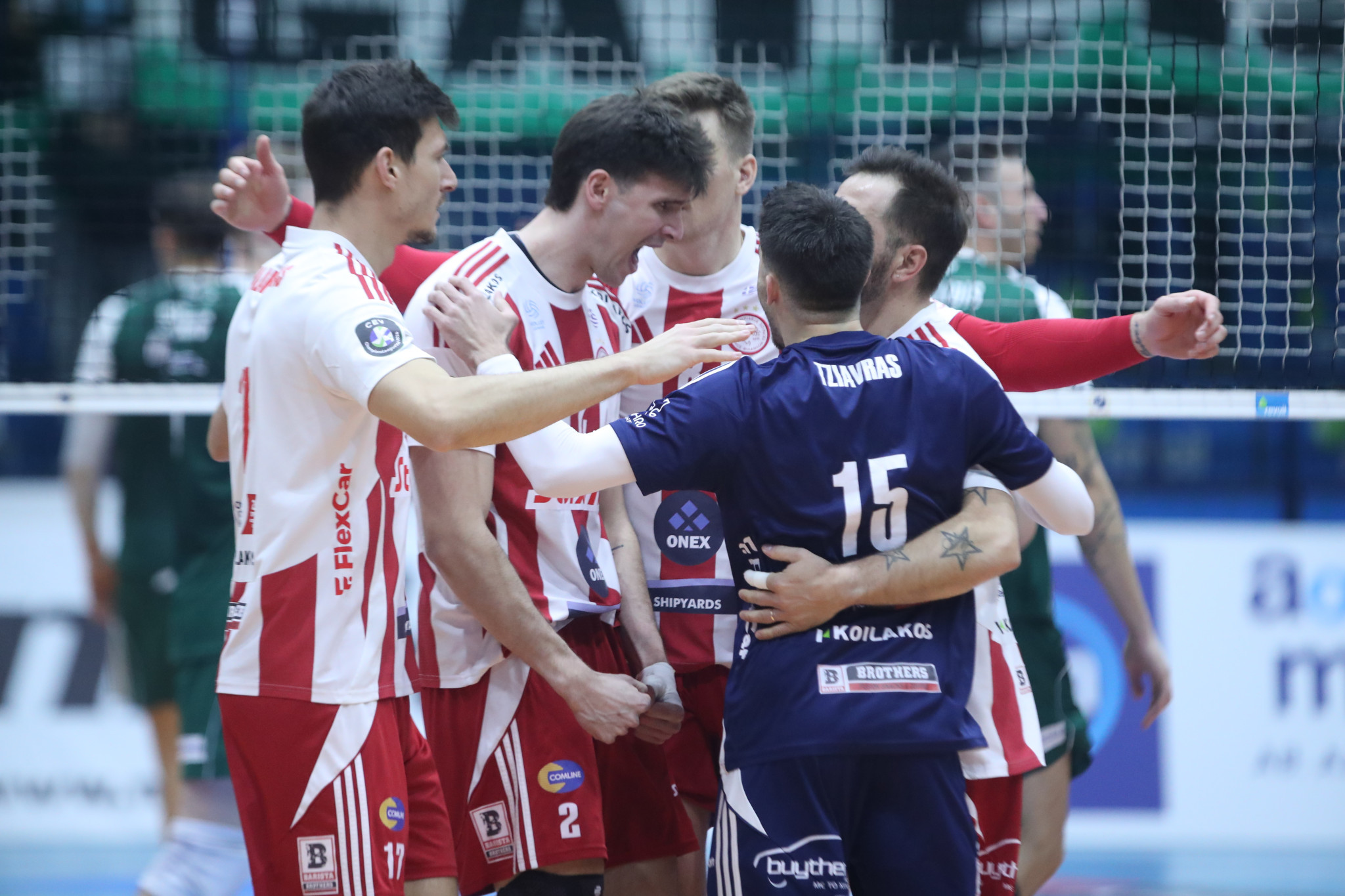 Ο Ολυμπιακός σε τρομερή ανατροπή κέρδισε 3-2 σετ τον Παναθηναϊκό και κατέκτησε και το Super Cup!