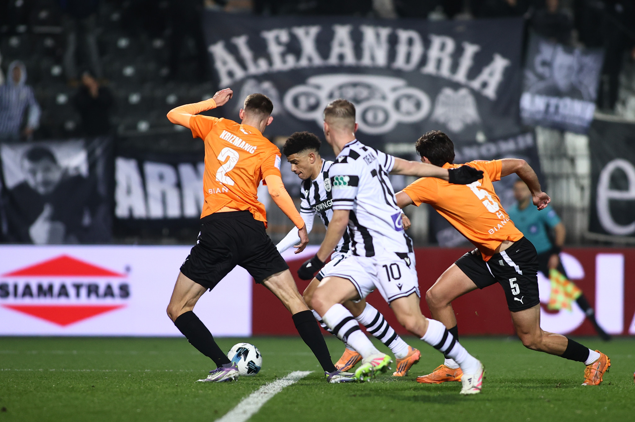 Ο Τάισον έκλεισε τα 38 του χρόνια και το γιόρτασε μ' ένα υπέροχο γκολ (video)