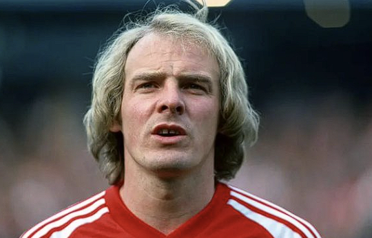 Έφυγε από την ζωή ο θρύλος της Λιντς και της Ουαλίας Τέρι Γιόραθ