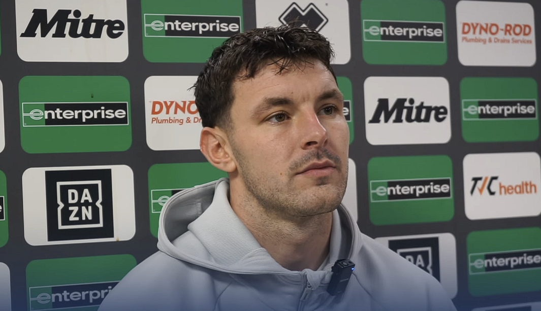 Ένας τρομερός δάσκαλος: Το Σάββατο απέκλεισε την Πάλας, την Δευτέρα επέστρεψε στην τάξη και αποθεώθηκε! (video)