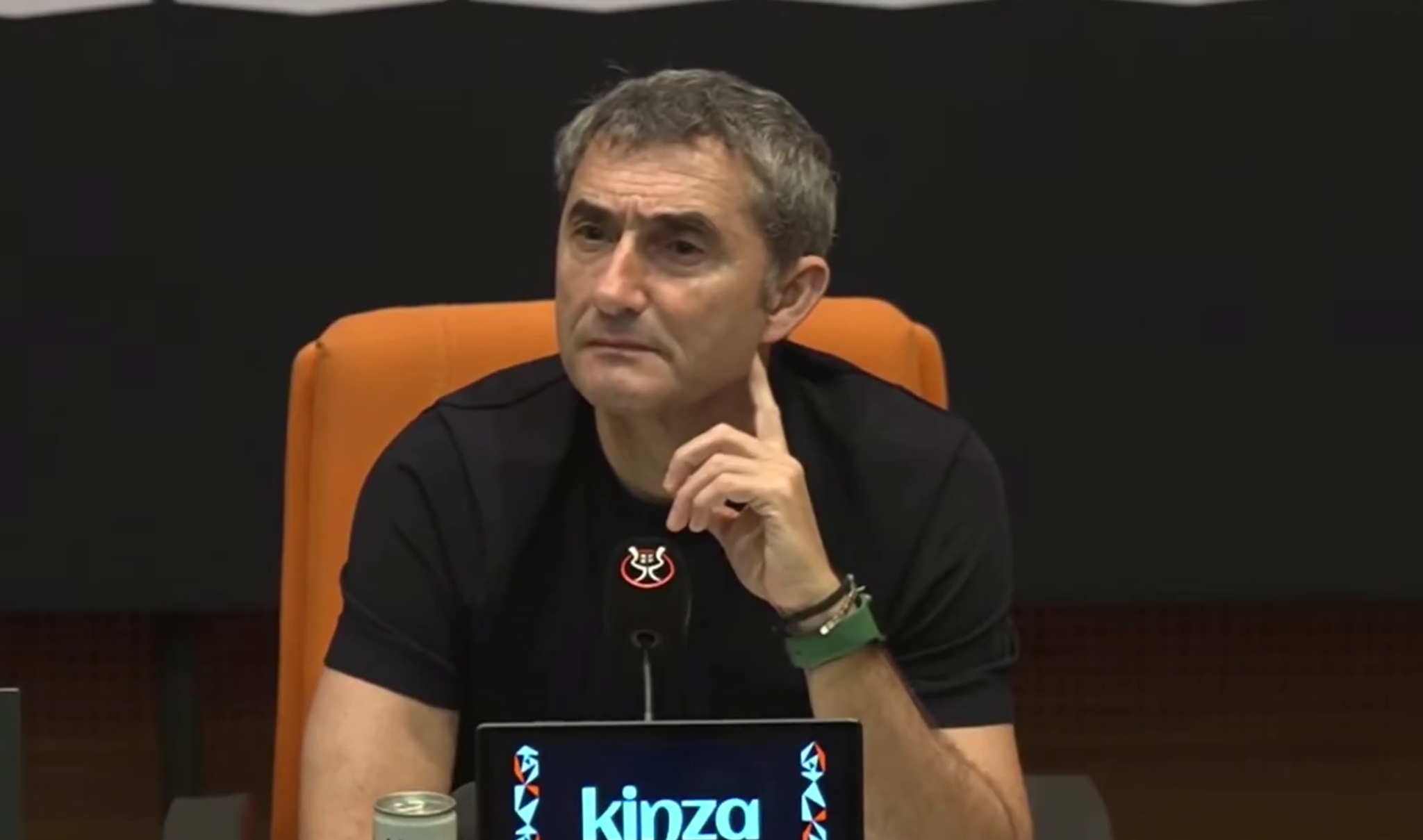 Σε δύσκολη θέση ο Βαλβέρδε στη Μπιλμπάο μετά την βαριά ήττα από τη Μπαρτσελόνα