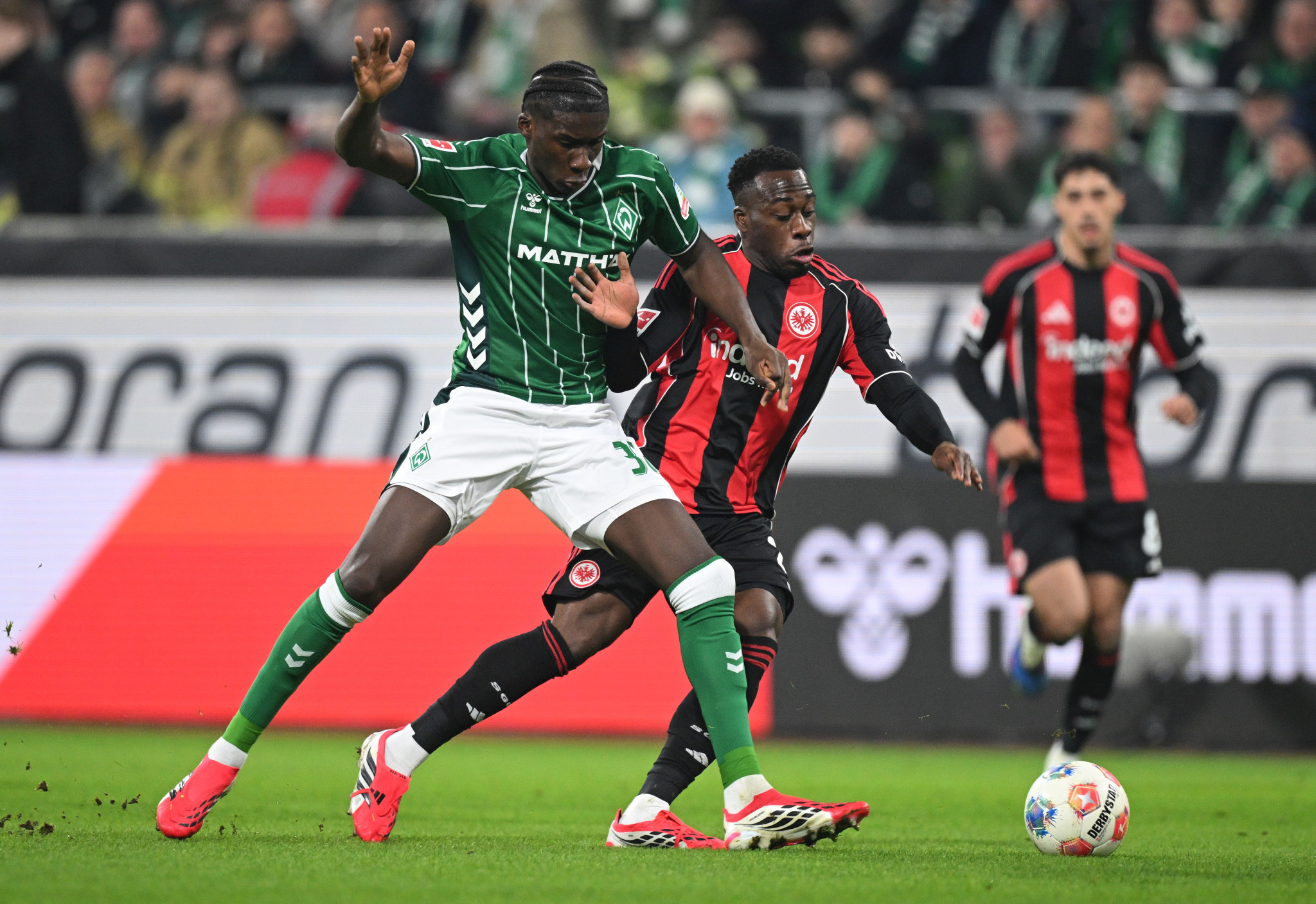 Τρελό ματς στη Βρέμη και νέα απώλεια βαθμών για τη Βέρντερ με γκολ της Άιντραχτ στο φινάλε