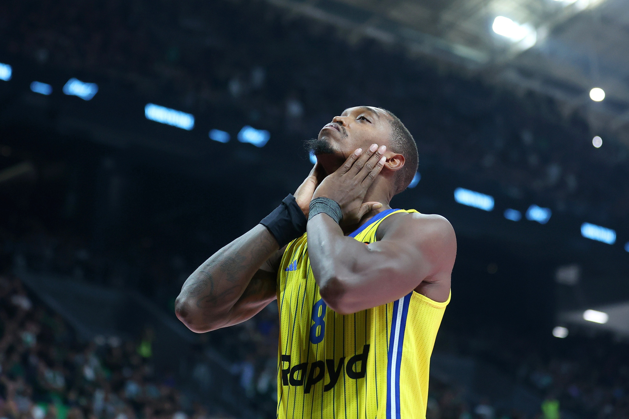 Σοκάρει ο Λόνι Γουόκερ: «Δεν ξέρω πότε θα ξαναπαίξω»