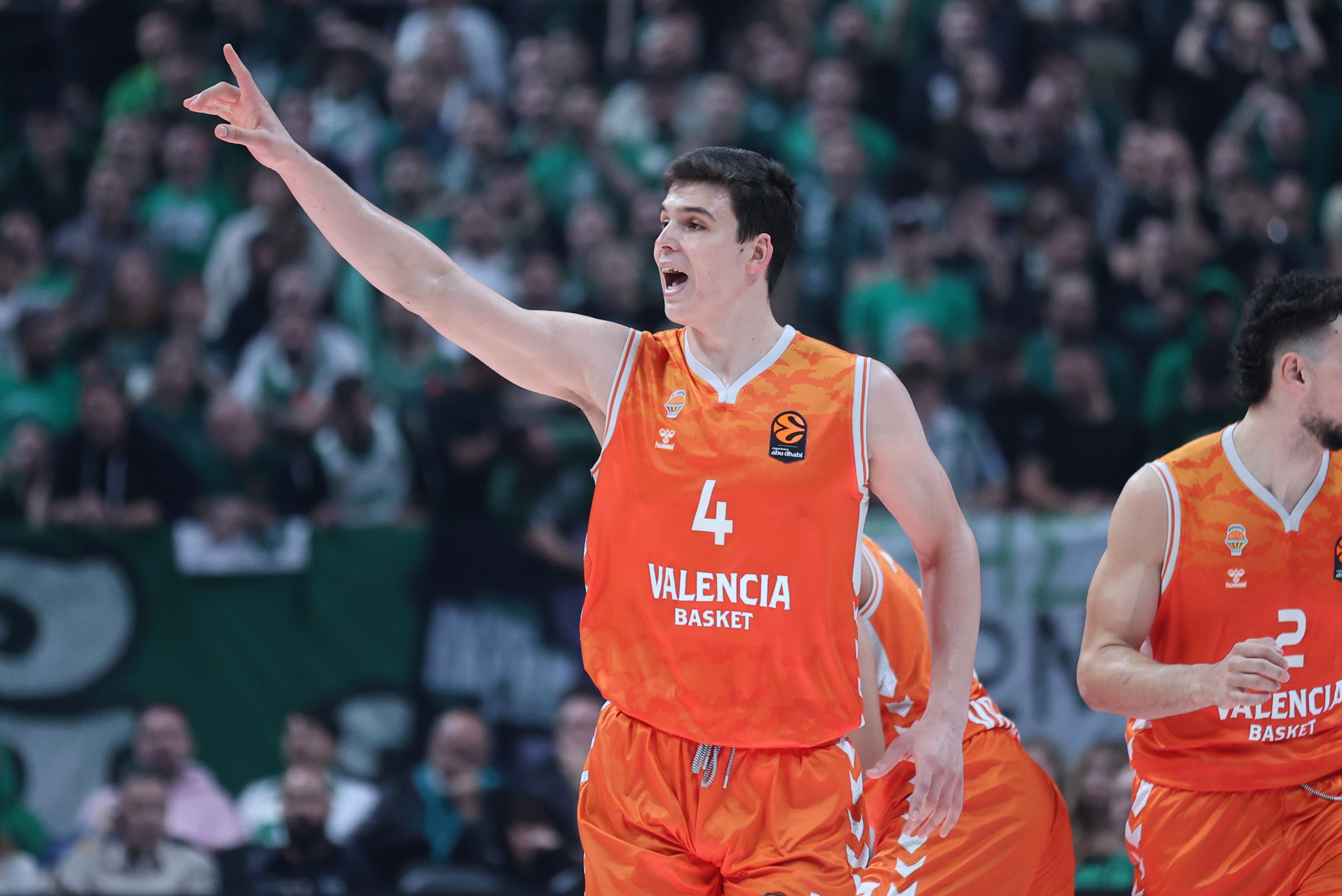 Άνετη η Βαλένθια απέναντι στην Παρί