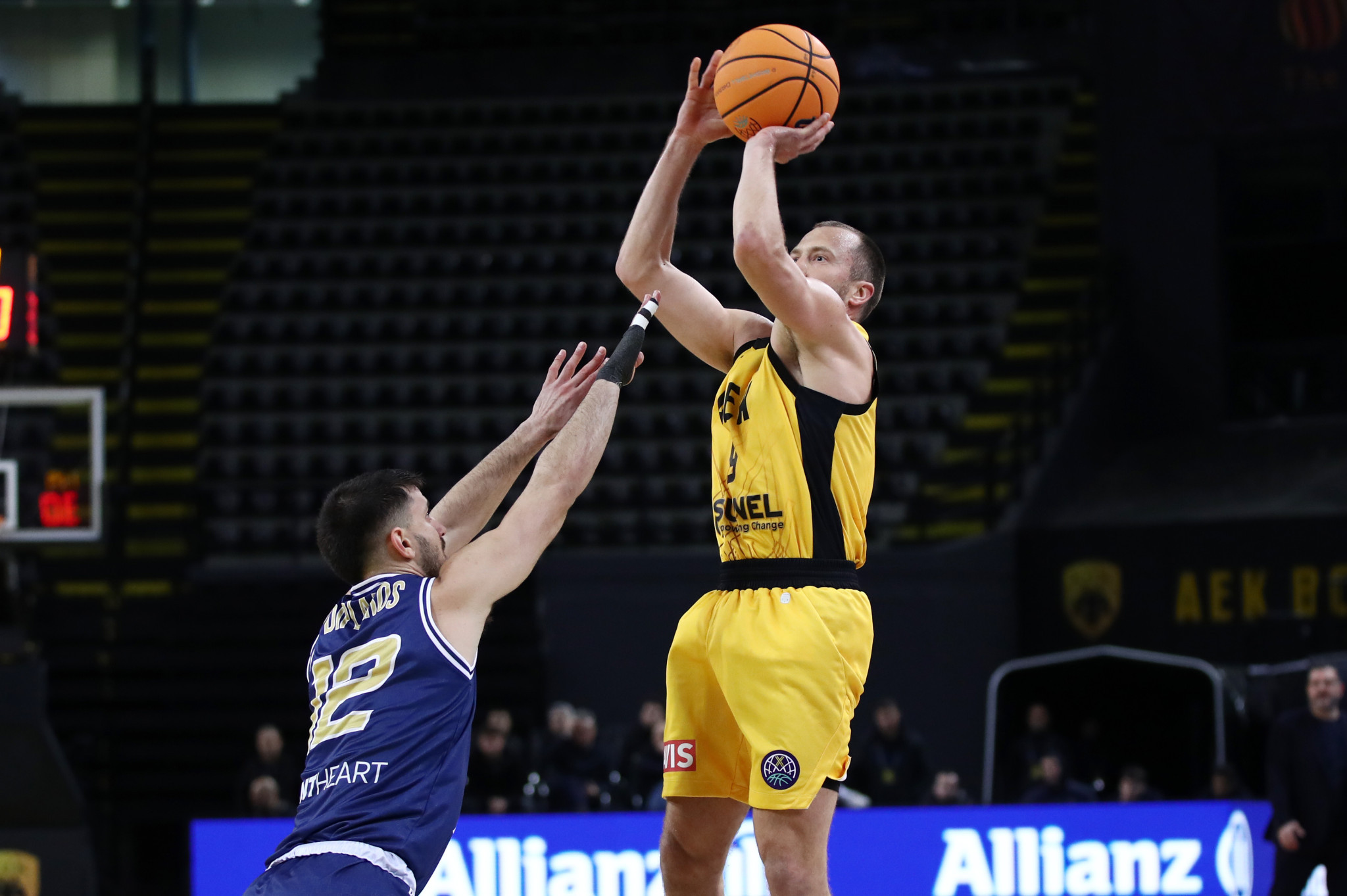 Η ΑΕΚ με το δεξί στους 16 του BCL δια χειρός Λεκαβίτσιους