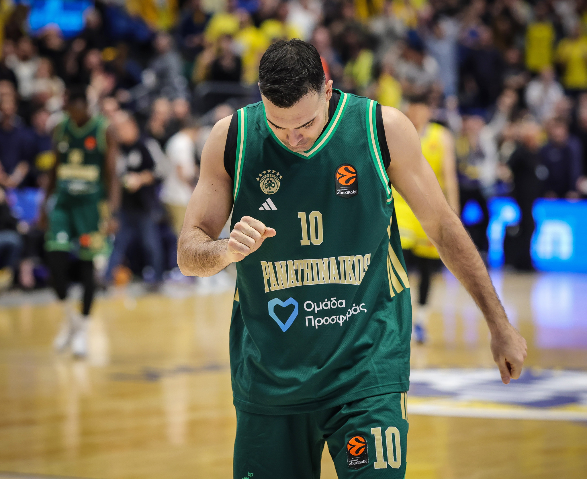 Ο Παναθηναϊκός έχασε πέντε ευκαιρίες στα τελευταία 72 δευτερόλεπτα για να κερδίσει τη Μακάμπι