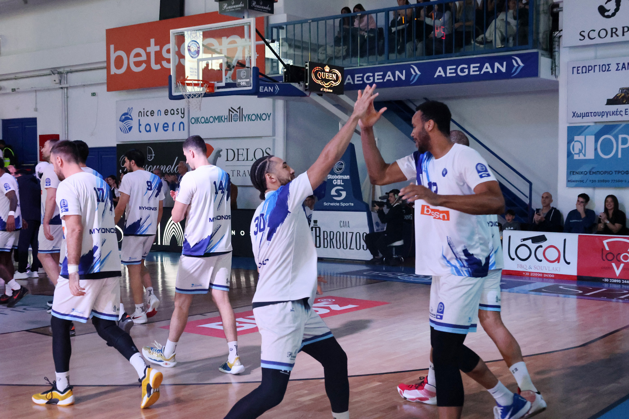 Η χιουμοριστική ανάρτηση της Μυκόνου: «Στην 5η θέση της Stoiximan GBL πριν το GTA 6»