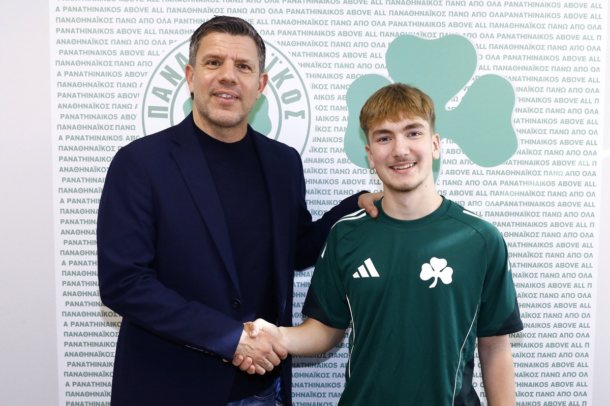 Από τον Πανσερραϊκό στον Παναθηναϊκό ο 17χρονος Βανδήρας - Υπέγραψε επαγγελματικό συμβόλαιο