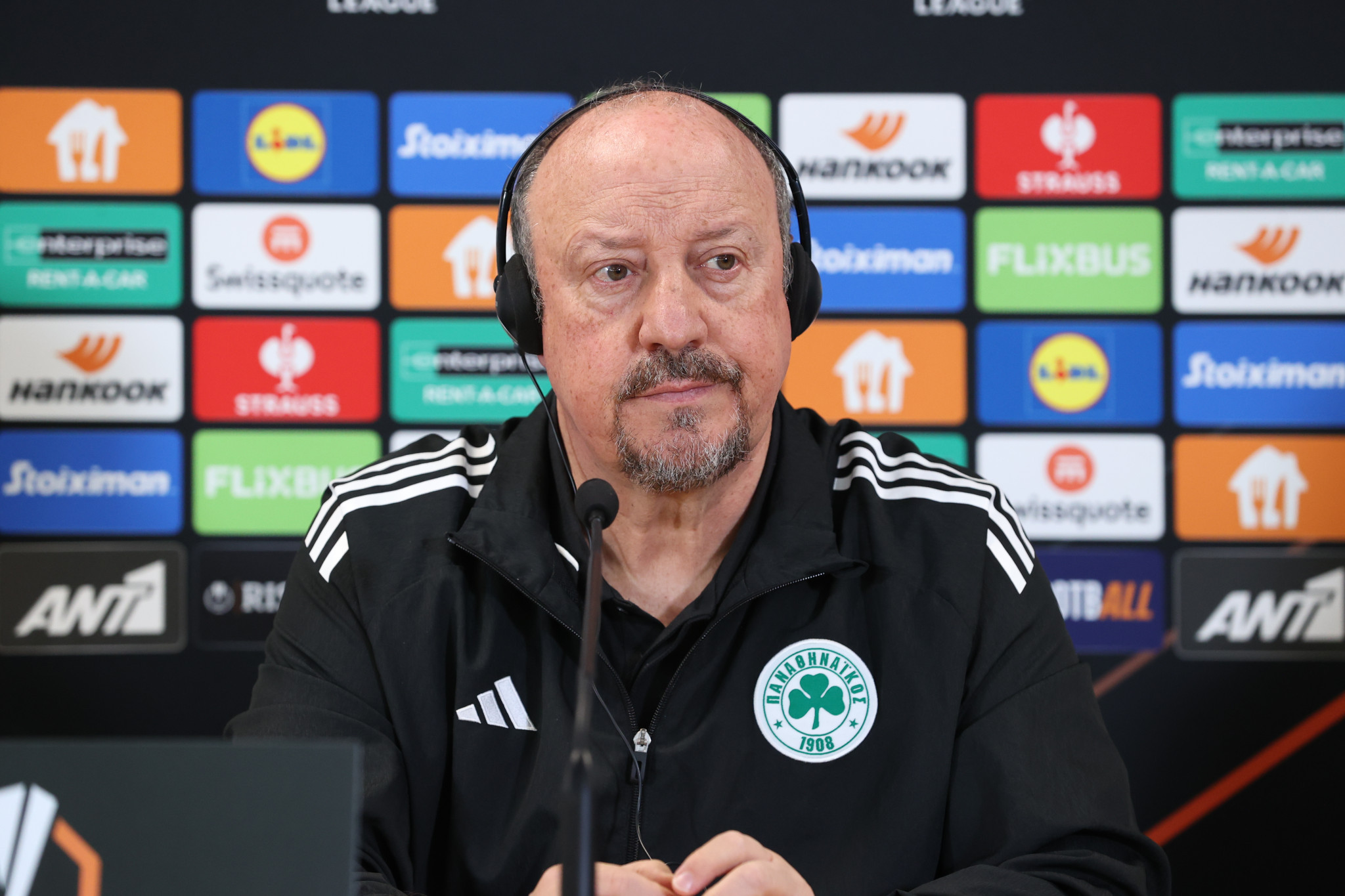 Μπενίτεθ: «Εγγυώμαι ότι θα γίνουμε καλύτεροι σαν ομάδα σε όλα»