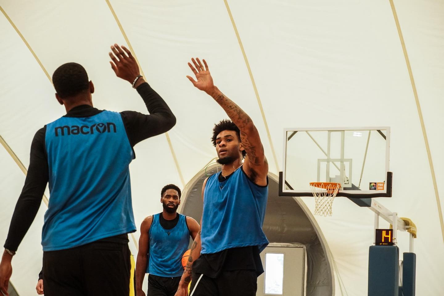 Ο Μπράουν σε φουλ ρυθμό δίνει επιπλέον λύσεις στην ΑΕΚ