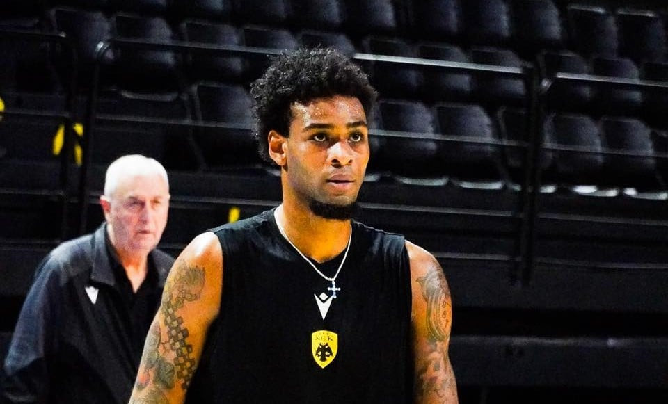 Ντεμπούτο Μπράουν, εκτός Κατσίβελης-Νάναλι για την ΑΕΚ κόντρα στην Άλμπα