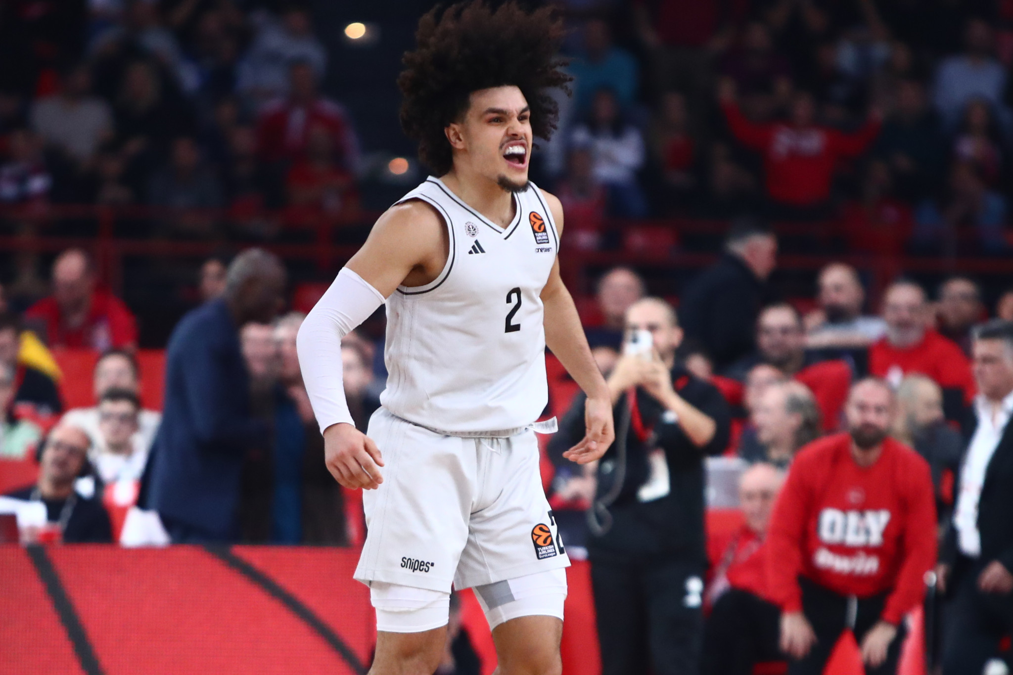 Αδιανόητος διασυρμός στη Γαλλία: Η Παρί έπαιζε… μόνη της και νίκησε με 63 πόντους διαφορά