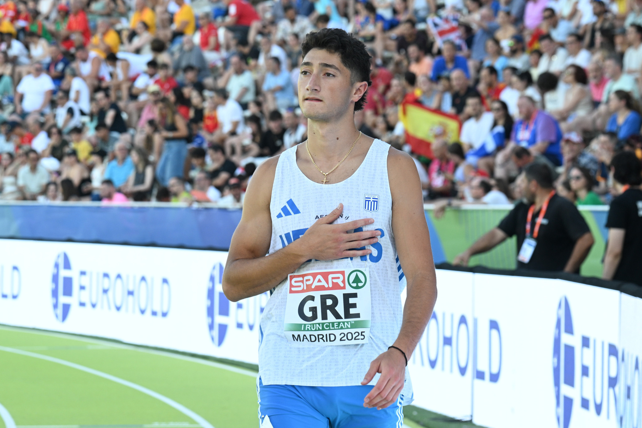 Ο Γιώργος Φρανκς κατέρριψε το πανελλήνιο ρεκόρ του Κεντέρη στα 400μ κλειστού μετά από 27 χρόνια!