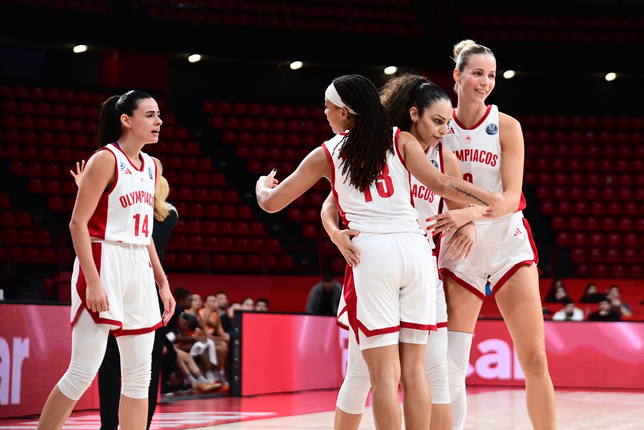 Live Streaming: Ολυμπιακός - Εστουδιάντες για το EuroCup Women