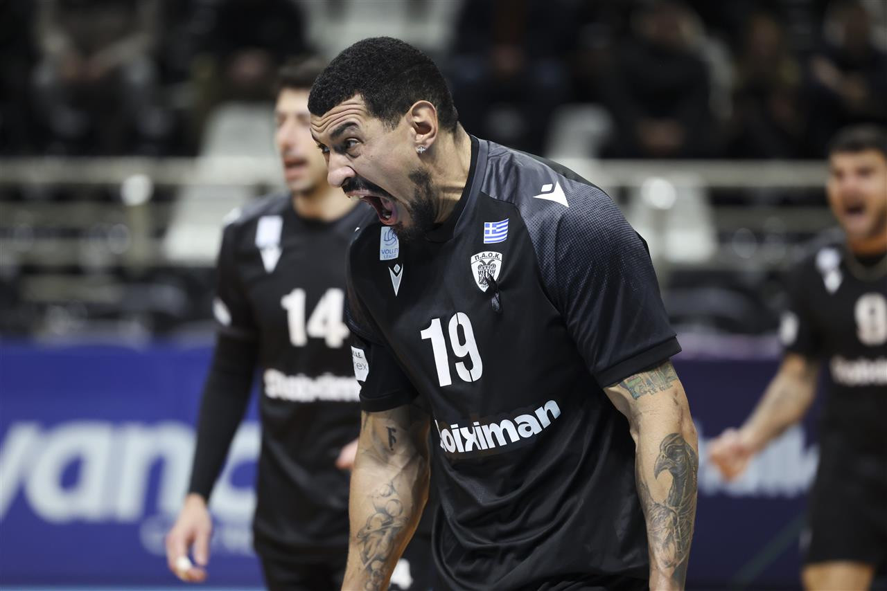 Στις «8» του CEV Challenge Cup προκρίθηκε η ομάδα βόλεϊ ανδρών του ΠΑΟΚ εν μέσω πένθους