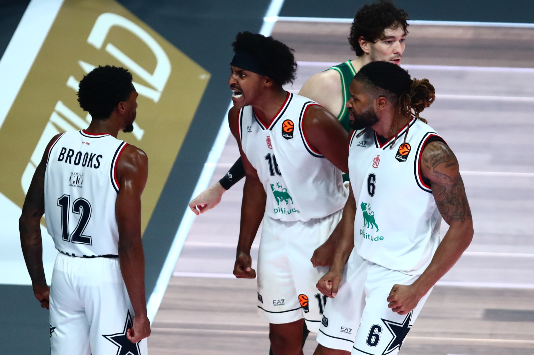 Ζορίστηκε από την Παρτίζαν αλλά άντεξε και κέρδισε το Μιλάνο