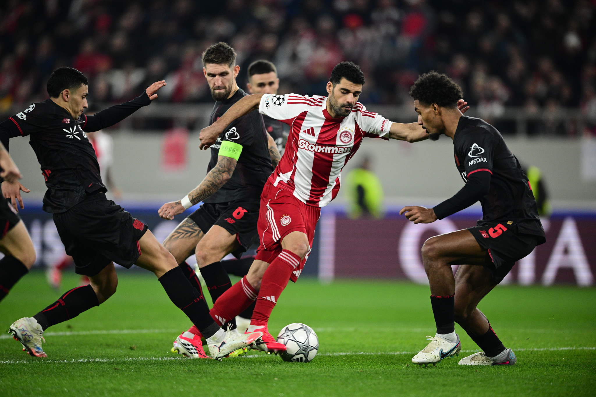 Βαθμολογία Champions League: Η θέση του Ολυμπιακού, τι χρειάζεται την τελευταία αγωνιστική