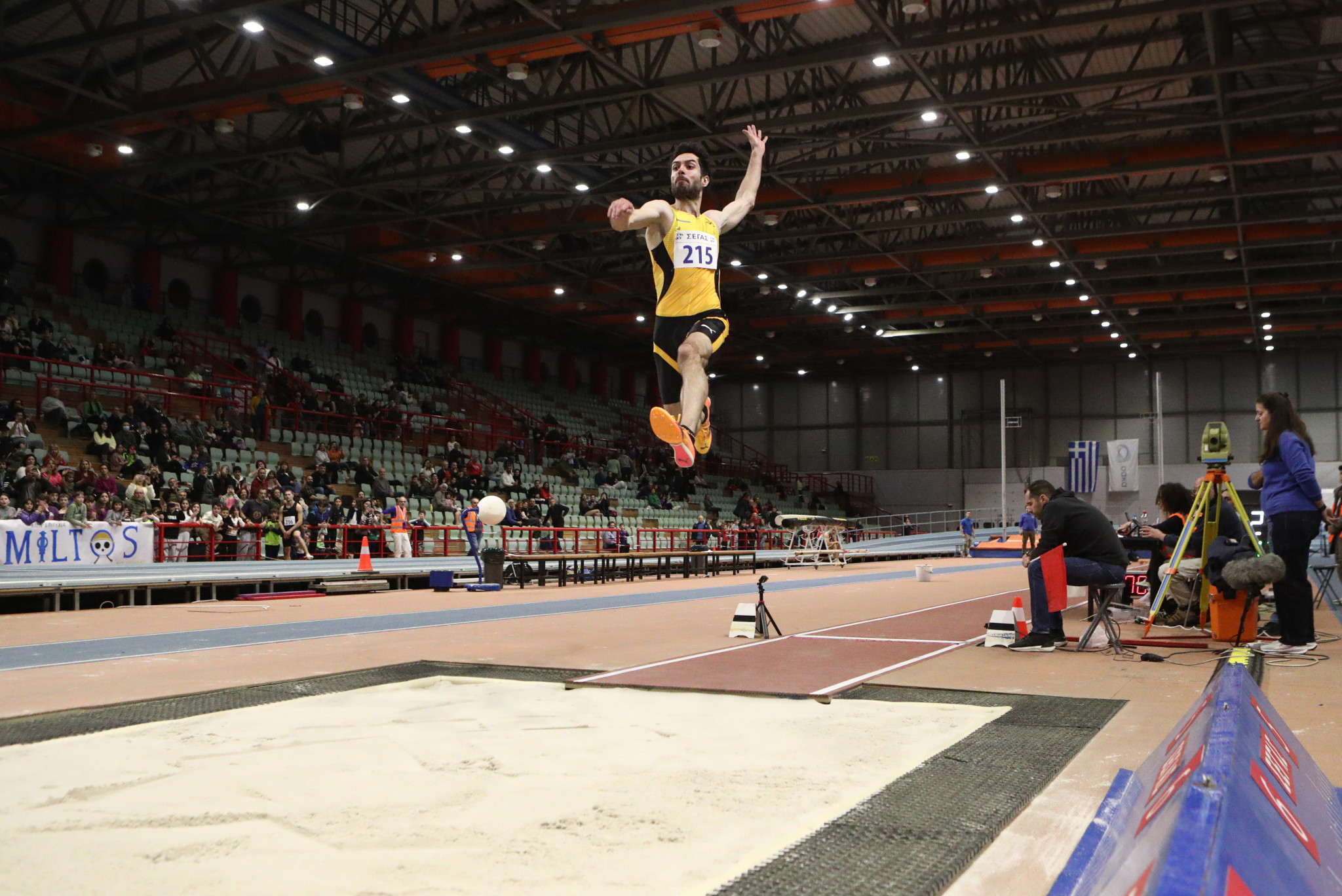 Έκλεισε θέση για το Παγκόσμιο κλειστού ο Τεντόγλου με το «καλημέρα» στην Παιανία! (video)