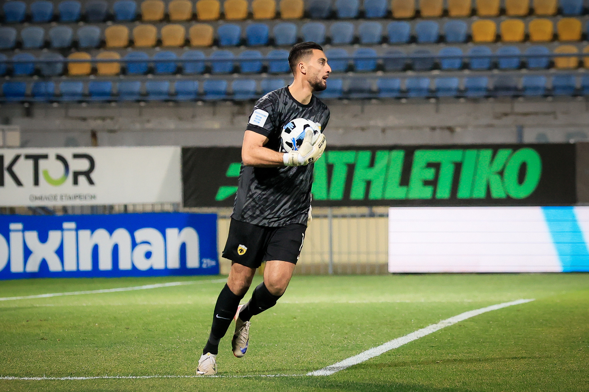 Η απόκρουση του Στρακόσα που κράτησε την ΑΕΚ όρθια στην Τρίπολη! (video)