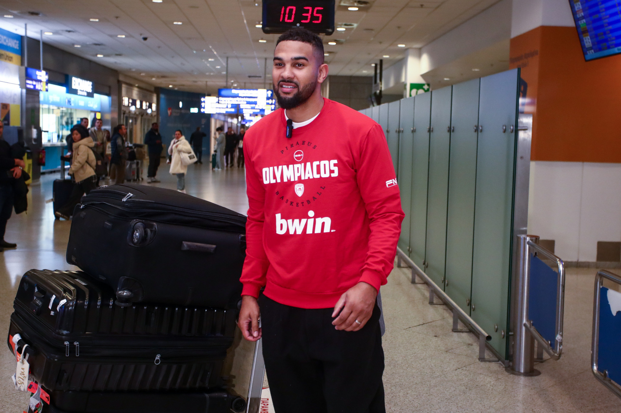 Προπονήθηκαν Τζόζεφ, Τζόουνς και Μιλουτίνοφ - Παραμένει εκτός ο Νιλικίνα