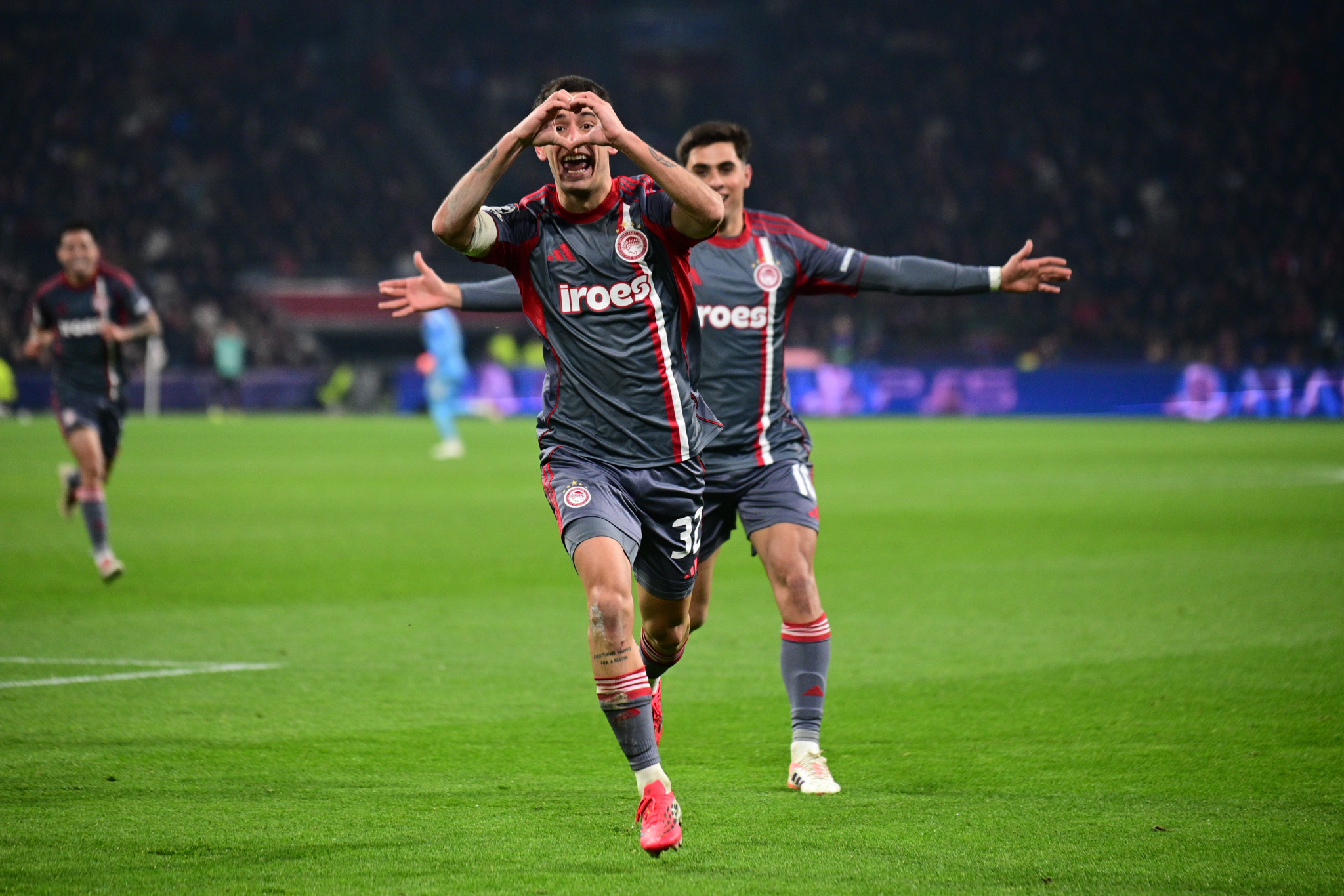 Πότε είναι τα παιχνίδια του Ολυμπιακού στα playoffs του Champions League