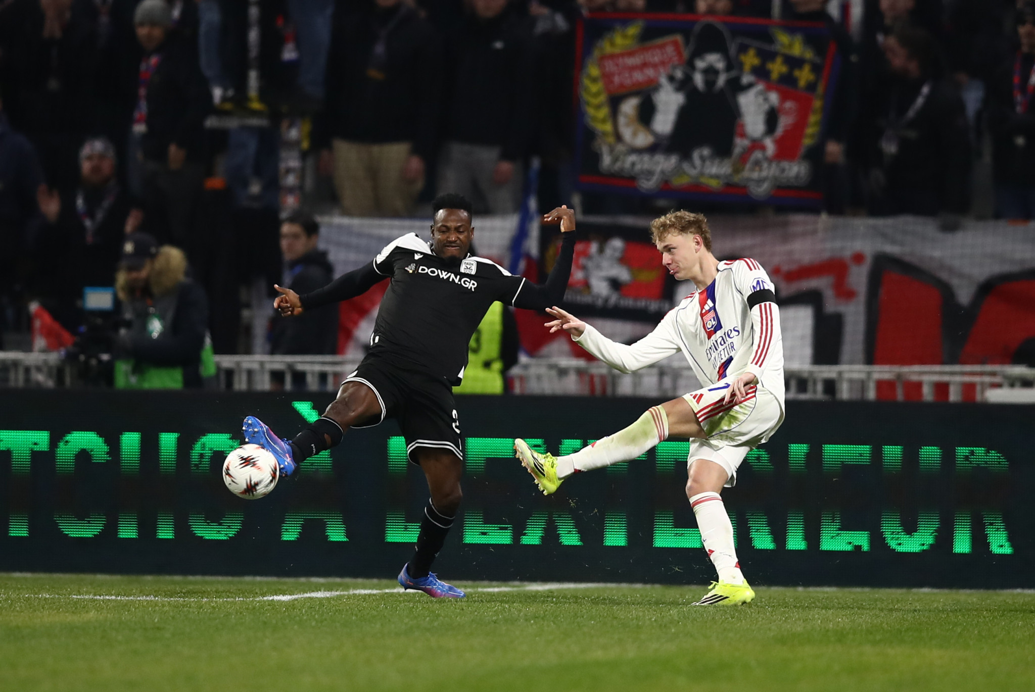 Ανατροπή για την Λιόν με τρομερό τελείωμα του Μερά (video)