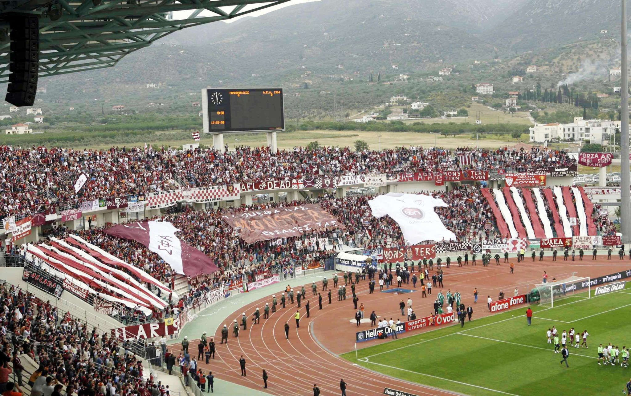 Σαν στο σπίτι της: Η ΑΕΛ Novibet με 4.500 κόσμο στο Πανθεσσαλικό για το ματς με τον Βόλο