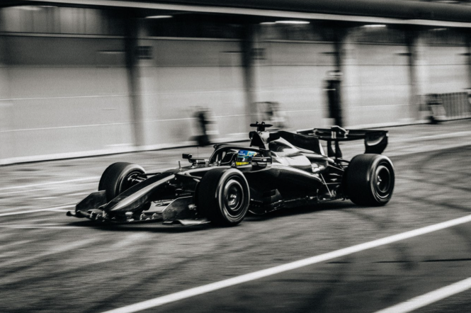 Ντεμπούτο για τη νέα Aston Martin AMR26 στη Βαρκελώνη