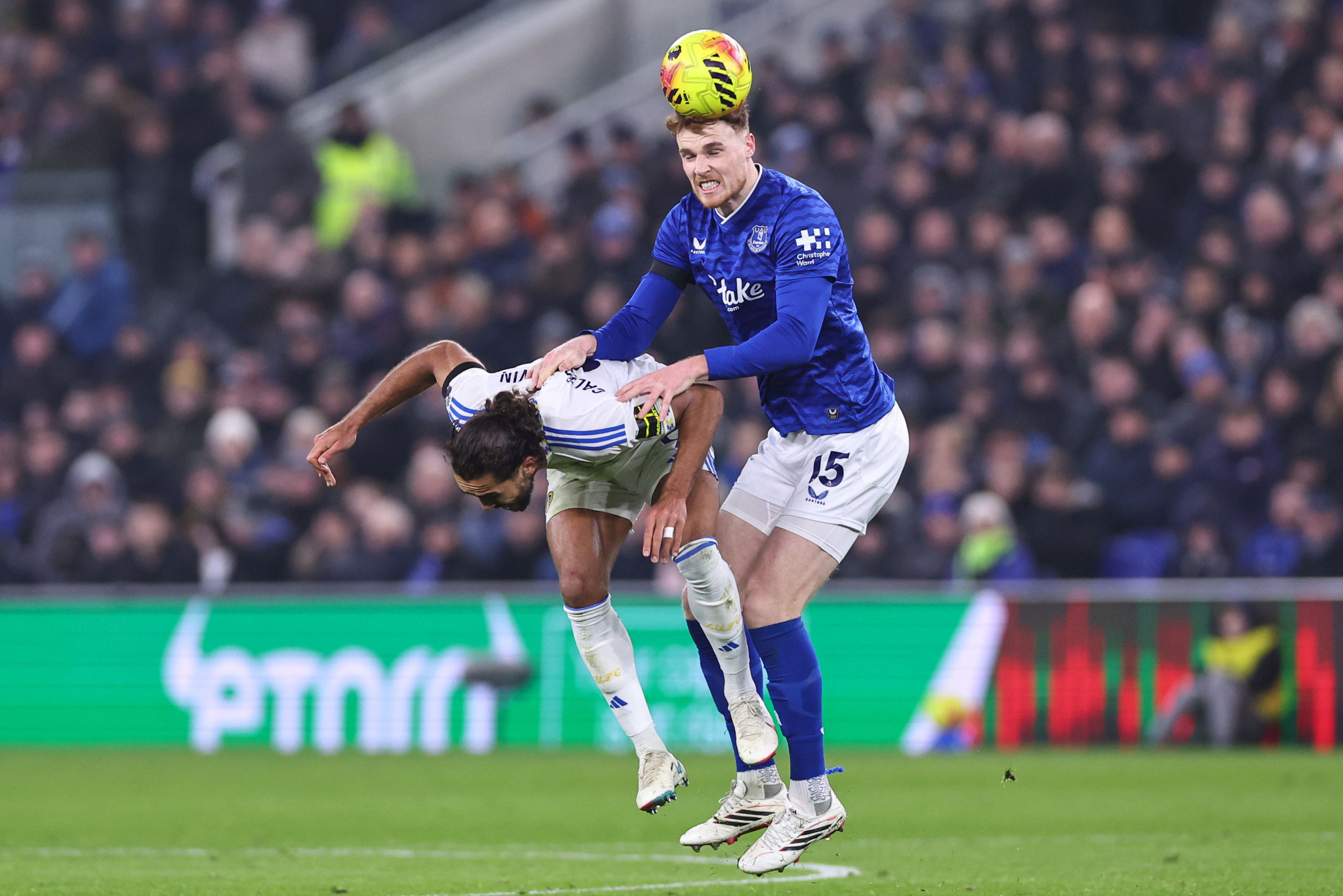Η Έβερτον έμεινε στην ισοπαλία με τη Λιντς και έχασε την ευκαιρία να πλησιάσει την πεντάδα
