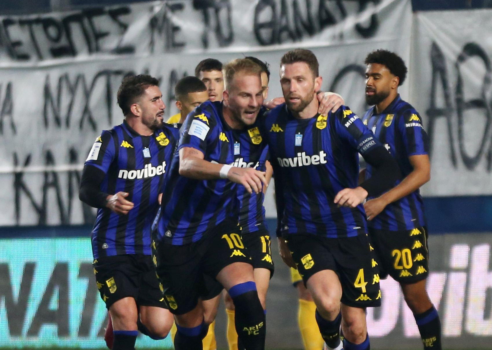 Ο Άρης παίρνει το προβάδισμα στο Αγρίνιο με κεφαλιά του Φαμπιάνο (video)