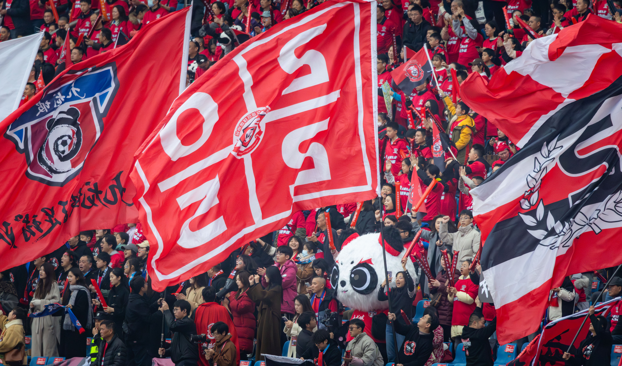 Υπάρχει πρωτάθλημα στο οποίο εννέα ομάδες ξεκινούν με αφαίρεση βαθμών - Ποιος ο λόγος