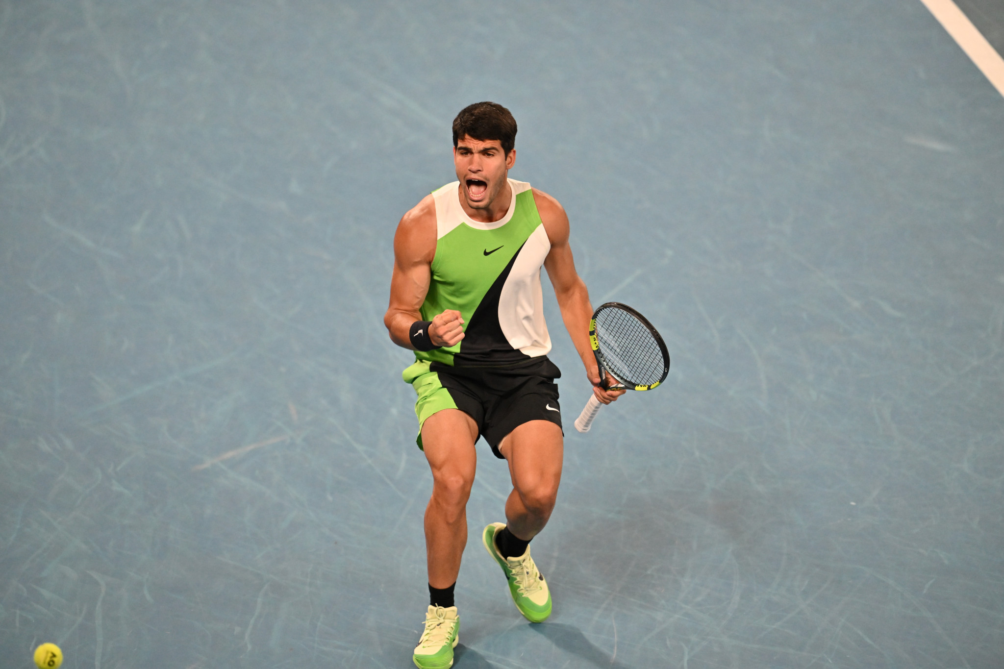 Νέος «Βασιλιάς» στο Australian Open: Ο Αλκαράθ υπέταξε τον Τζόκοβιτς και έγραψε ιστορία