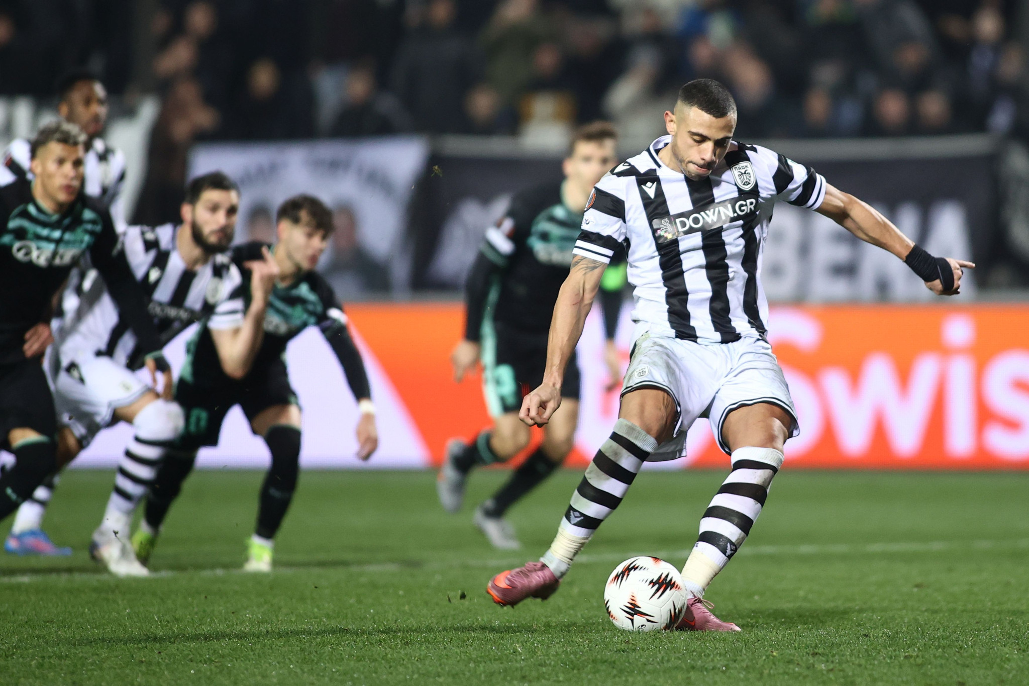 Με πέναλτι του Γιακουμάκη το 2-0 του ΠΑΟΚ (video)