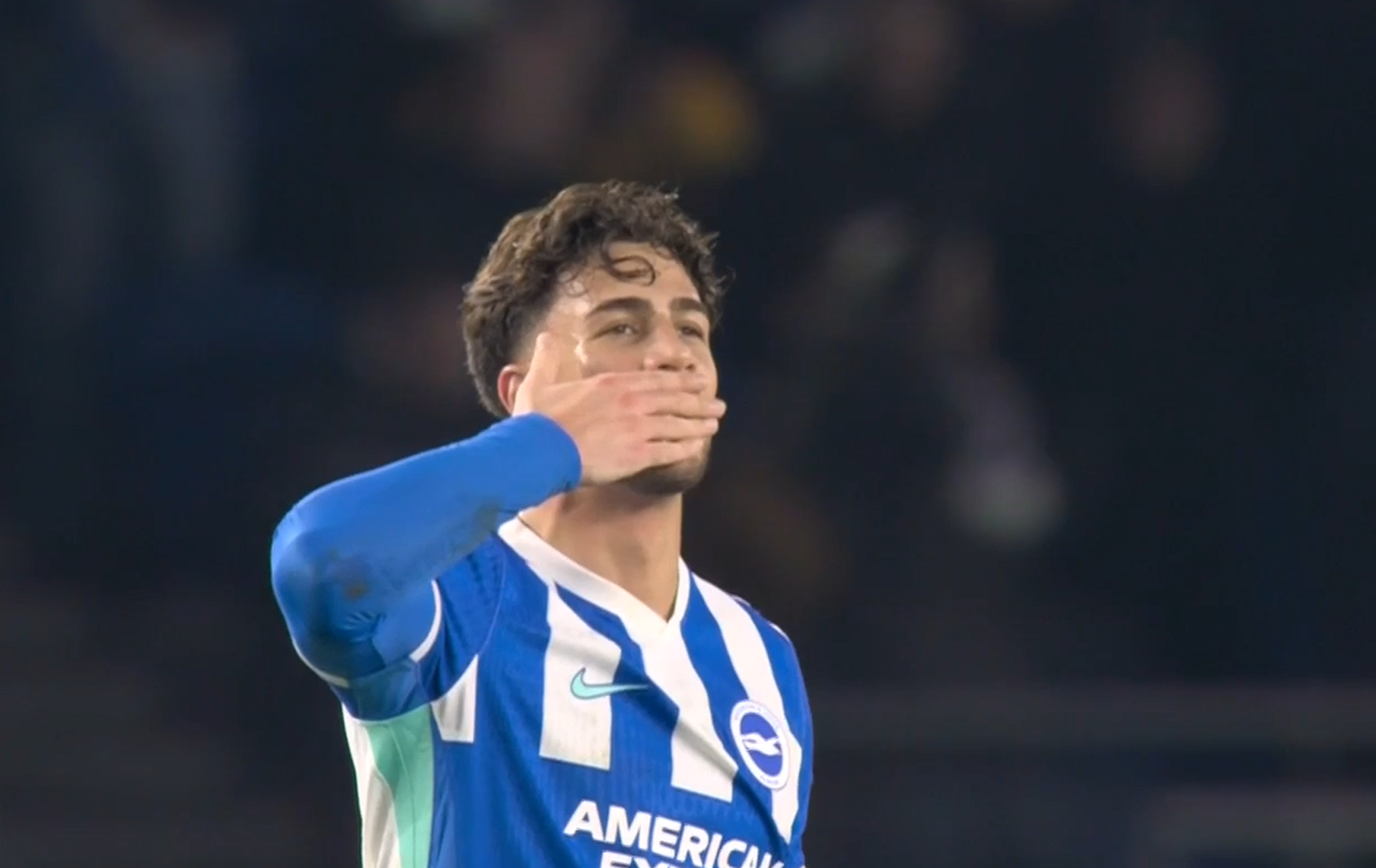 Ο Κωστούλας πέτυχε γκολάρα και έστειλε μήνυμα στους οπαδούς της Μπράιτον στα ελληνικά (video)