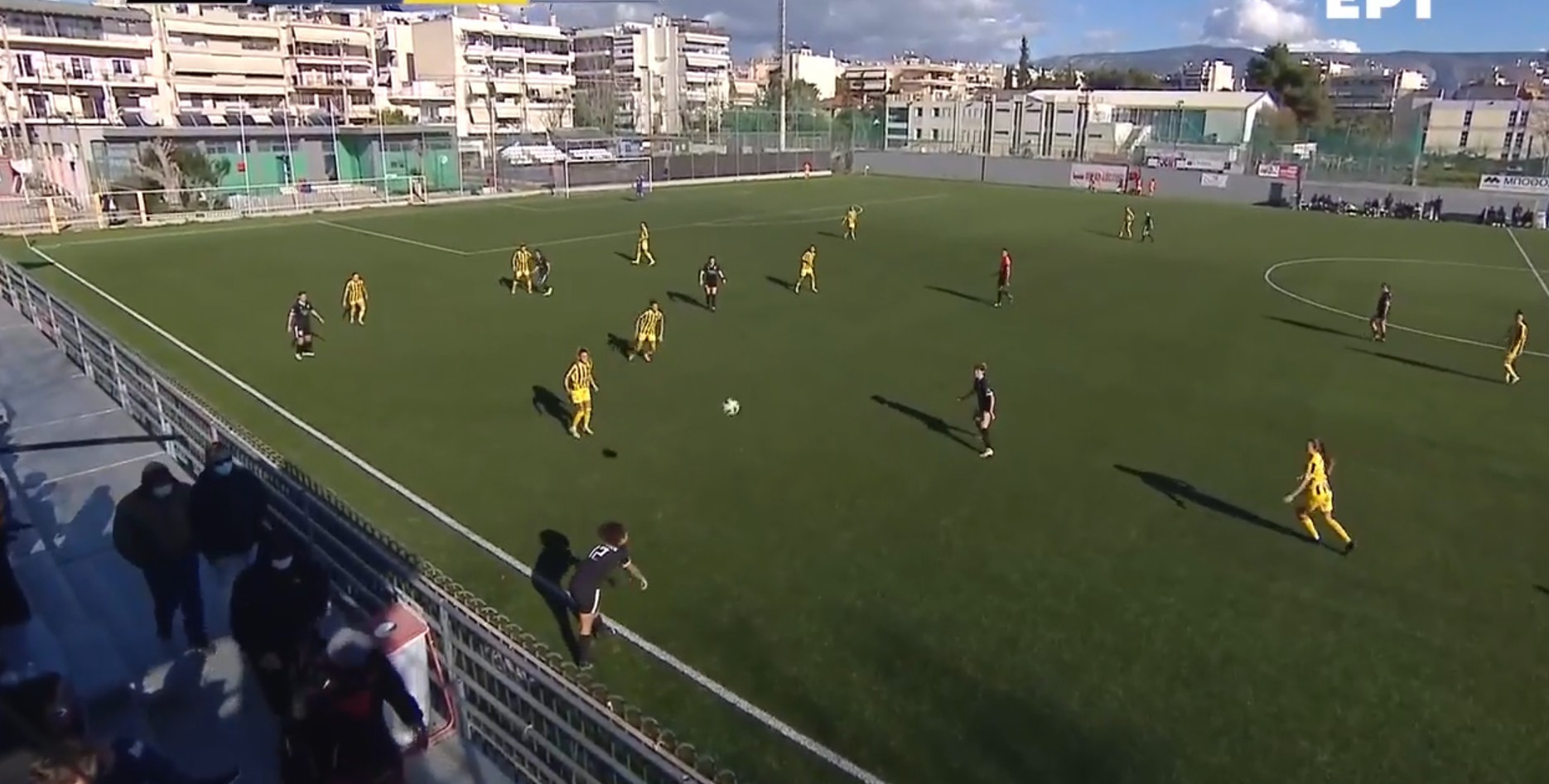 Μαυρωτάς για την επίθεση κουκουλοφόρων στο γήπεδο του Μοσχάτου: «Διερευνείται η υπόθεση – Το θέμα είναι να φτάνεις στο φυσικό πρόσωπο»