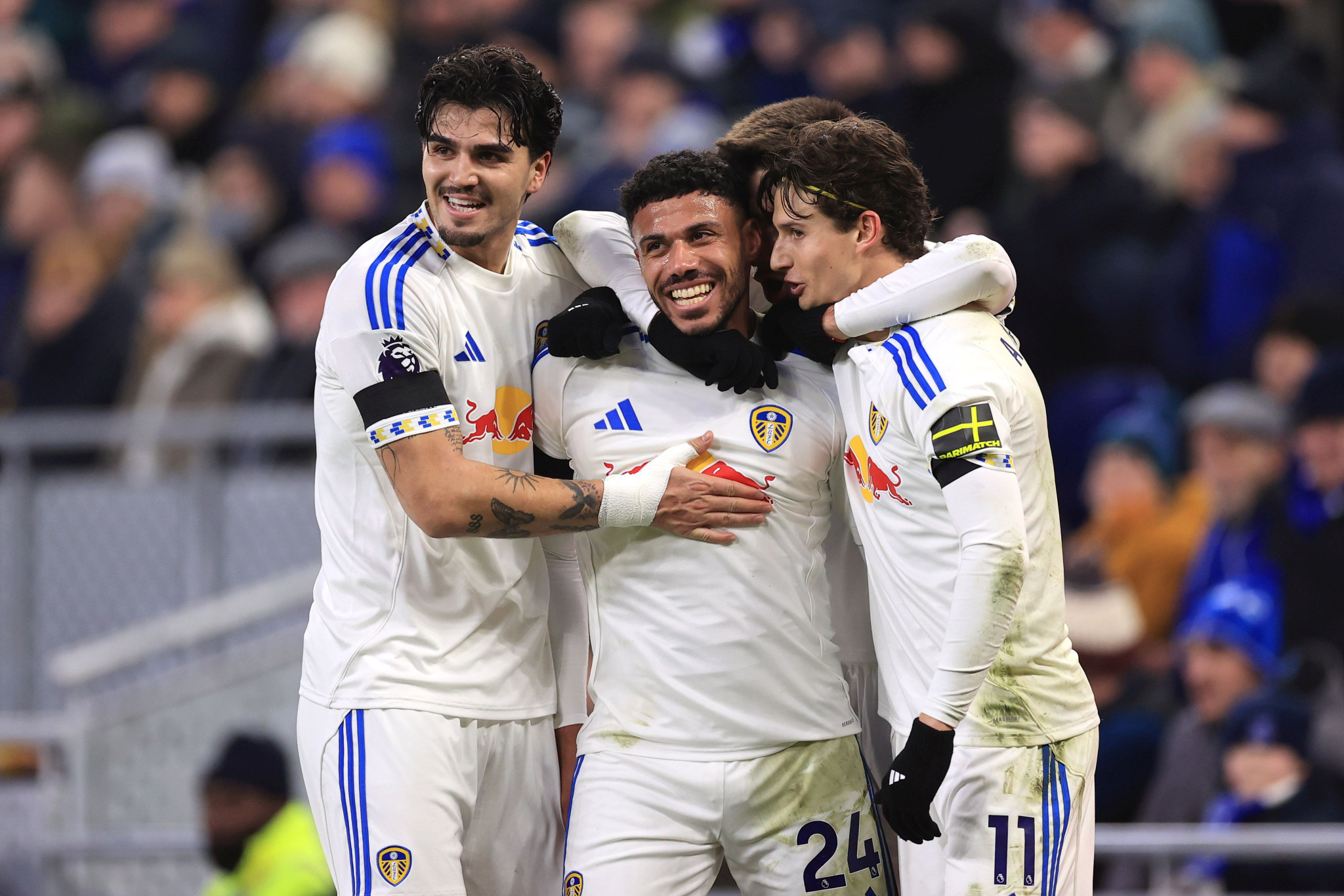 Λιντς - Μπρέντφορντ με «Ενισχυμένα» Γκολ και κάρτες