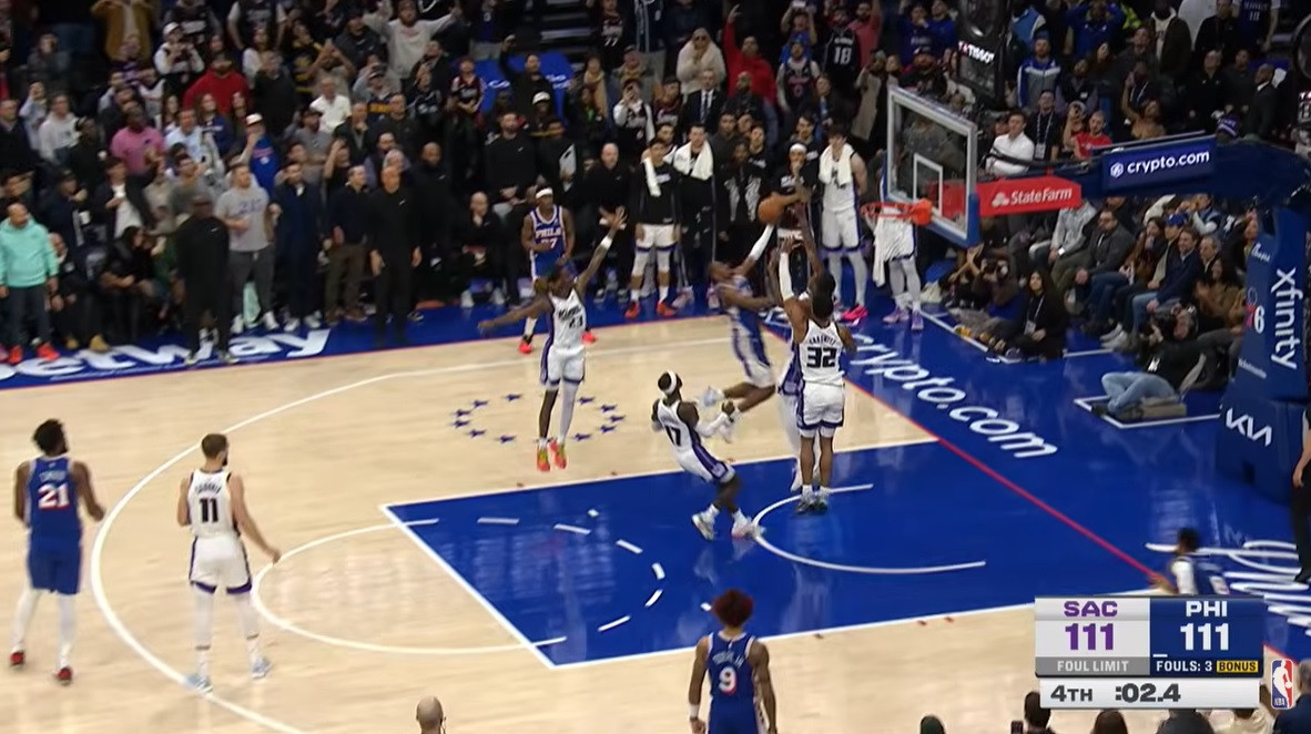 Με θέαμα, πτήσεις και... clutch Μάξεϊ το Top 10 του ΝΒΑ (video)