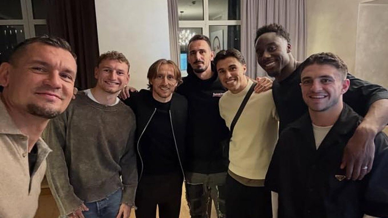 Ο Μόντριτς παρέα με ποδοσφαιριστές του ΠΑΟΚ (photo)