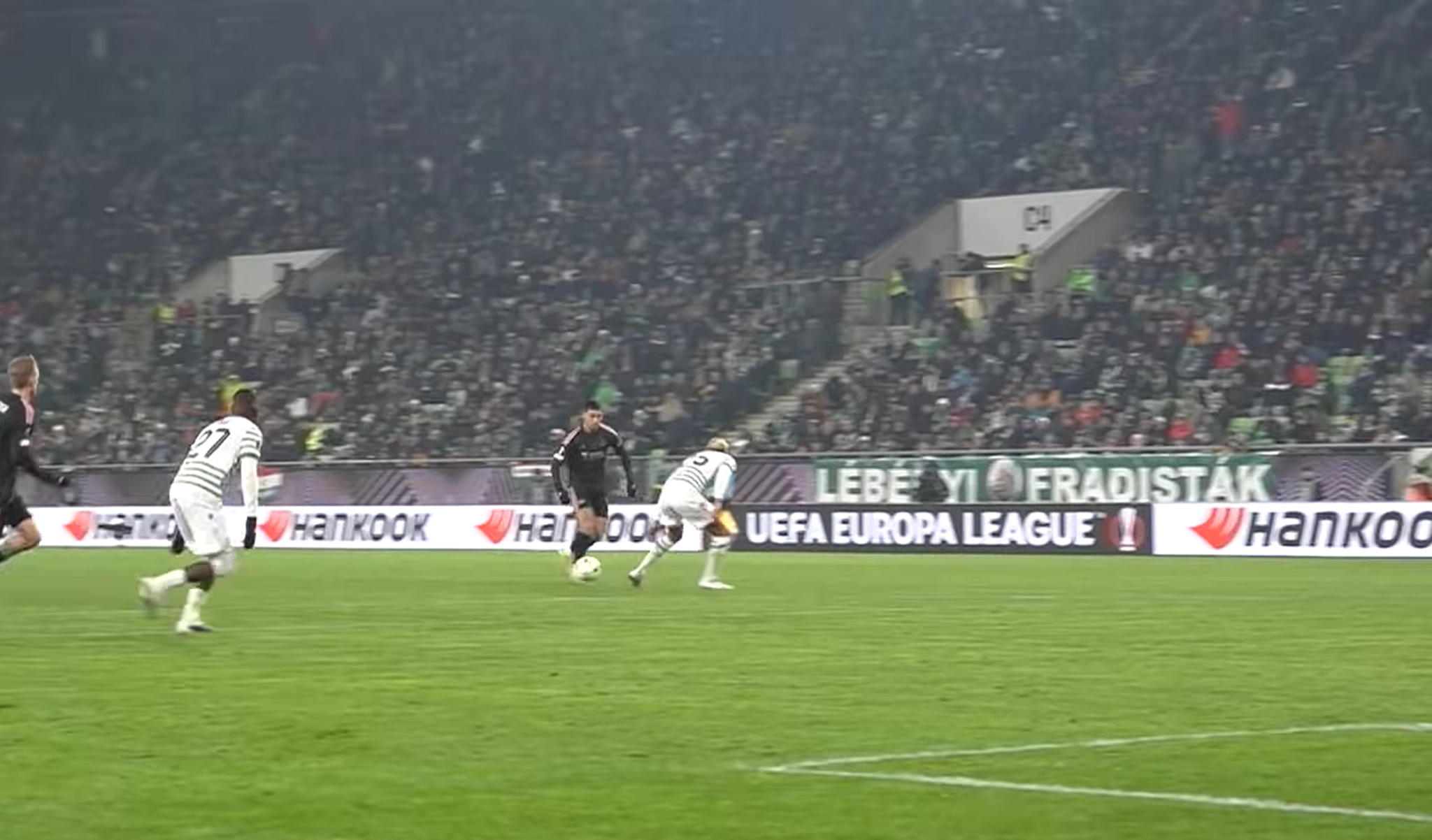 Οι έξαλλοι πανηγυρισμοί στο γκολ του Ζαρουρί και το πάρτι από τους οπαδούς του Παναθηναϊκού (video)