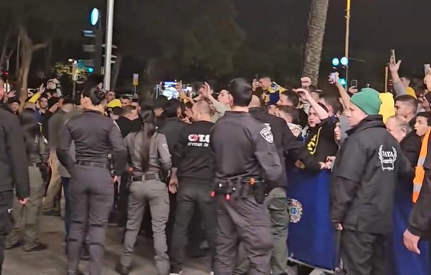 Υβριστική επίθεση σε Αταμάν από οπαδούς της Μακάμπι (video)