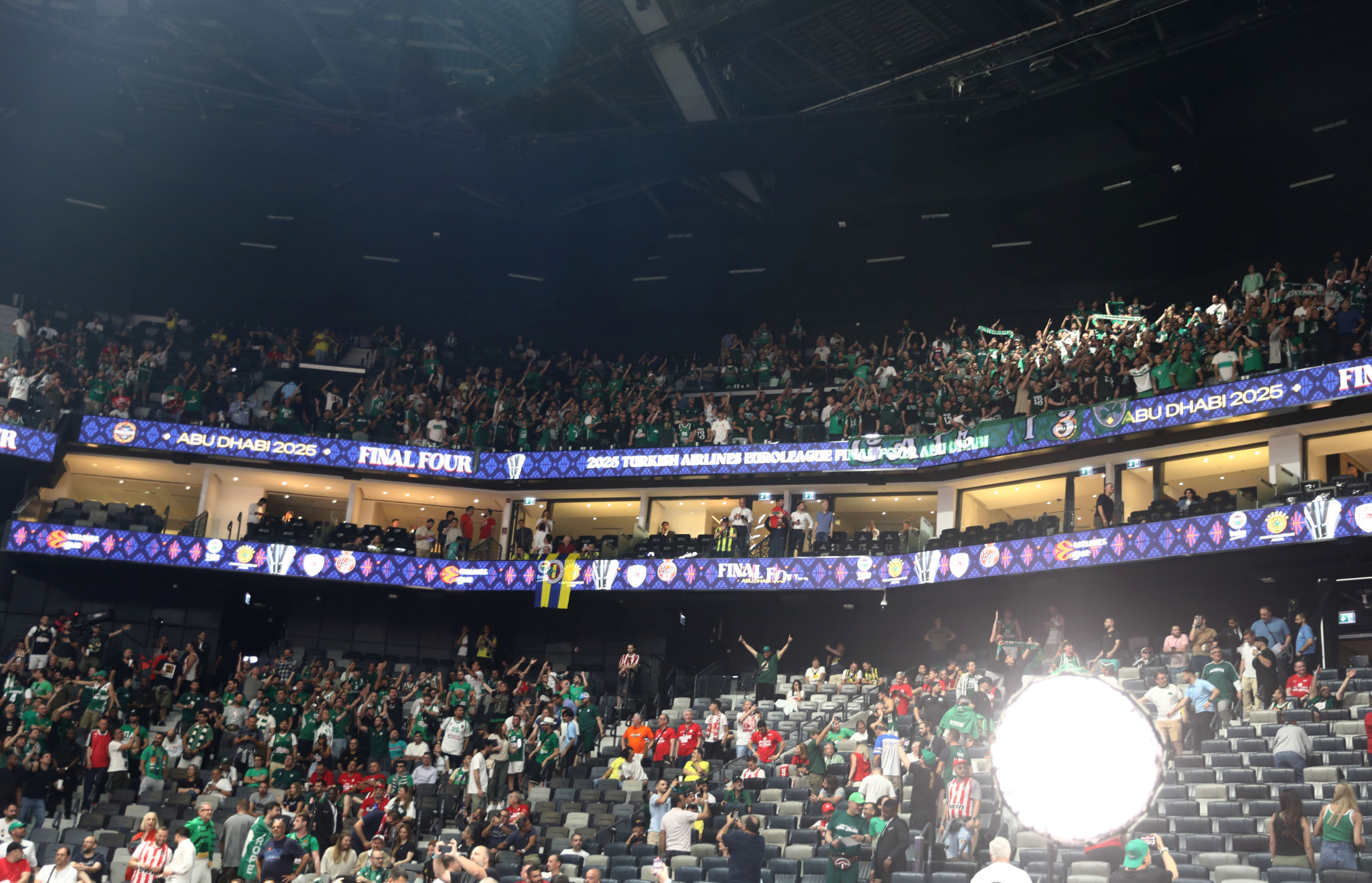 Εξωφρενικές τιμές μεταπώλησης σε εισιτήρια του Final 4 - Τα πουλάνε έως και 12.000 ευρώ