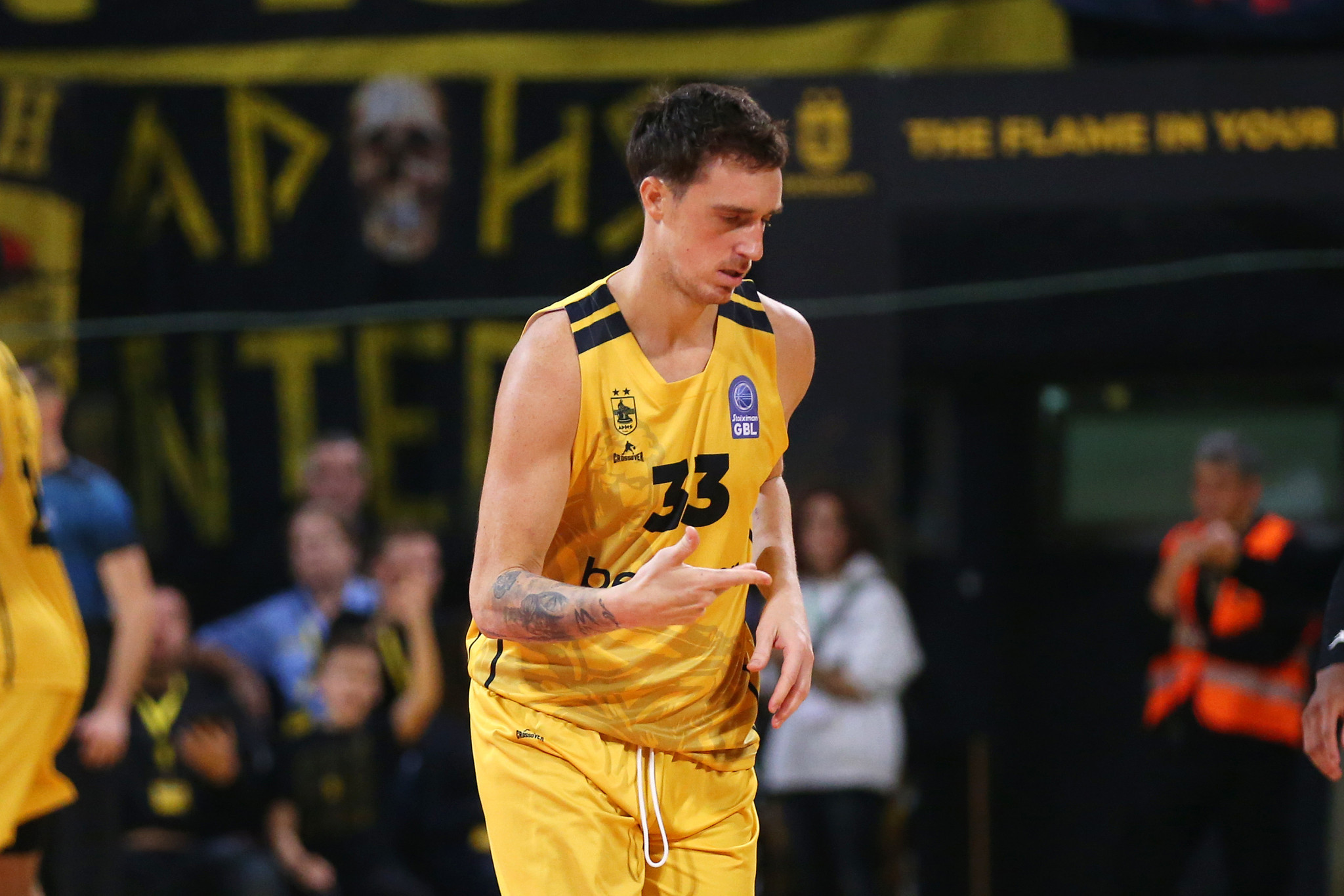 Ο Ντανίλο Άντζουσιτς στο Βελιγράδι για το ματς της Παρτίζαν με τον Παναθηναϊκό (video)